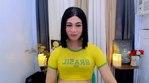 expensive_elise online show from July 2026 06:39:01 PM
