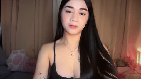 chloee online show from December 2025 02:32:02 PM