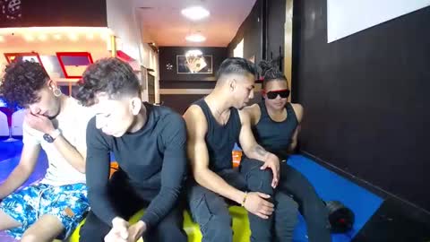 extrangers online show from February 2025 12:08:01 PM