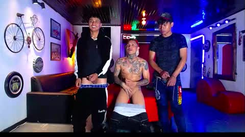 extrangers online show from March 2026 12:12:02 PM