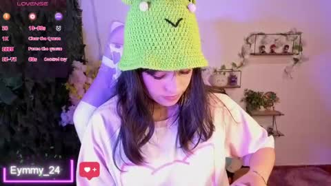 Snapshot of eymmy_24 chatting on May 2026 01:55:01 AM eymmy_24 online show from May 2026 01:55:01 AM