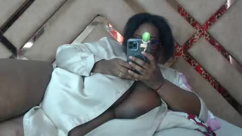 eyshaexotii online show from March 2026 06:59:01 PM