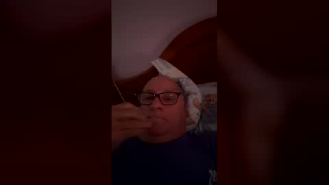 Snapshot of ez2do4u chatting on December 2025 09:15:02 AM ez2do4u online show from December 2025 09:15:02 AM