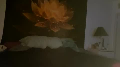 ezbreezy13 online show from February 2026 07:07:01 AM