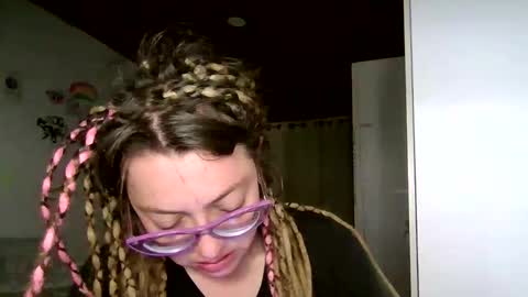 Snapshot of ezlngirl chatting on January 2026 12:14:02 AM Aimee online show from January 2026 12:14:02 AM