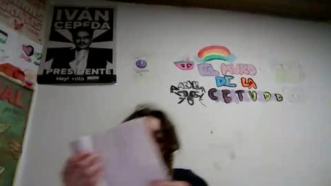 Snapshot of ezlngirl chatting on March 2026 04:18:02 AM Aimee online show from March 2026 04:18:02 AM