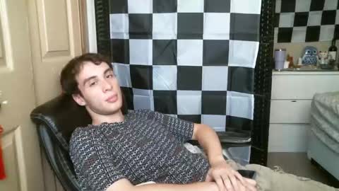 Ezra Naamah online show from February 2025 04:56:02 PM