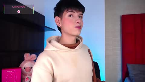 Juan online show from December 2025 05:46:02 AM