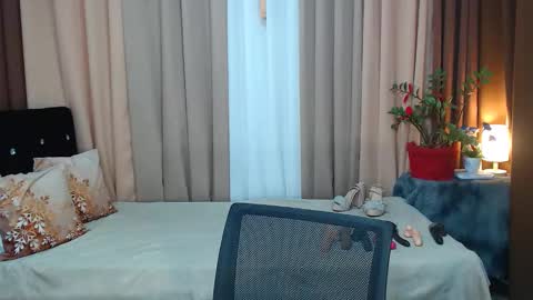 UR SWEET EZRA online show from February 2025 05:42:02 AM