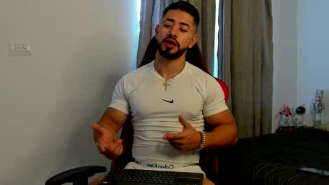 Ezzio Scolaro online show from March 2026 09:19:01 PM