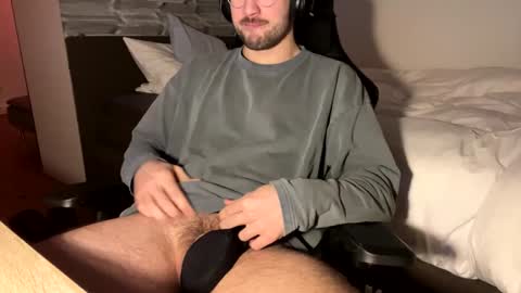 Snapshot of fabian_196 chatting on January 2025 06:45:02 PM Call me bitch online show from January 2025 06:45:02 PM