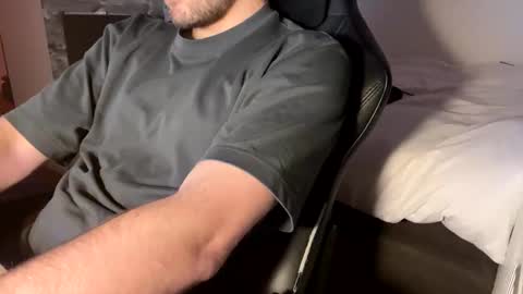 Snapshot of fabian_196 chatting on January 2025 06:10:01 PM Call me bitch online show from January 2025 06:10:01 PM