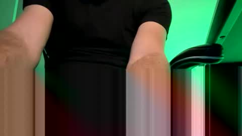 Alex online show from November 2025 10:36:02 AM