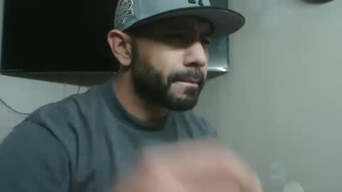 Snapshot of faded805 chatting on December 2024 05:18:02 AM Mark online show from December 2024 05:18:02 AM