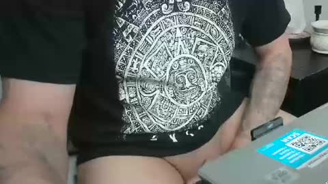 Snapshot of faded805 chatting on December 2024 10:24:01 AM Mark online show from December 2024 10:24:01 AM