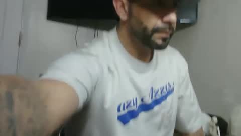 Snapshot of faded805 chatting on February 2025 08:54:02 AM Mark online show from February 2025 08:54:02 AM