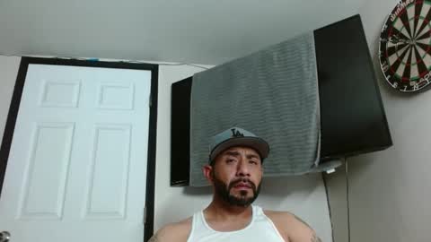 Snapshot of faded805 chatting on September 2025 08:25:01 AM Mark online show from September 2025 08:25:01 AM