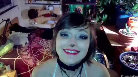 faewildflower online show from November 2025 04:51:02 AM