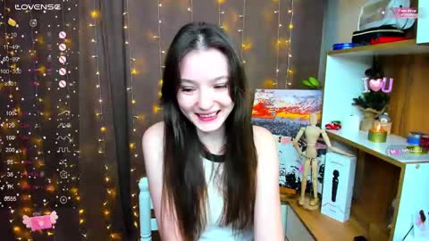 Snapshot of fairy_m00n chatting on December 2024 12:49:02 PM Kate online show from December 2024 12:49:02 PM