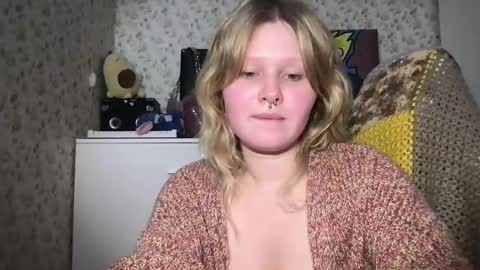 Arisha online show from December 2024 10:11:02 PM