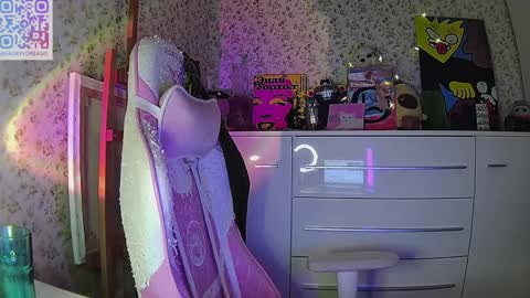 Arisha online show from February 2025 08:59:02 PM