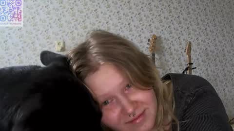 Arisha online show from February 2025 01:21:02 PM