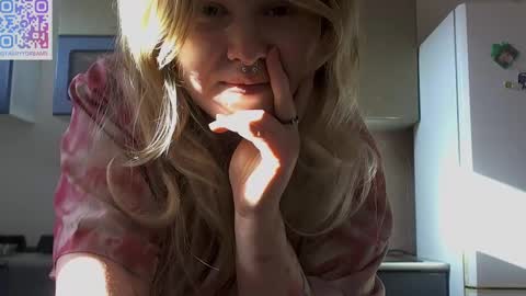 Arisha online show from February 2025 10:47:02 AM