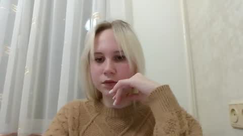 fairyfeller_ online show from October 2025 04:27:01 PM