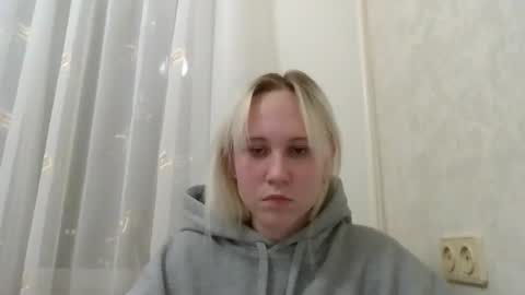 fairyfeller_ online show from October 2025 04:38:02 PM