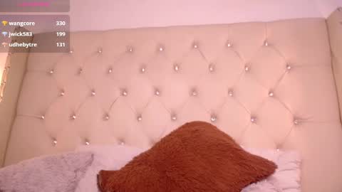 Snapshot of fairyflexxx chatting on December 2024 04:10:02 PM Fairy online show from December 2024 04:10:02 PM