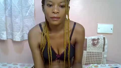 faizah_ online show from March 2026 12:27:02 AM
