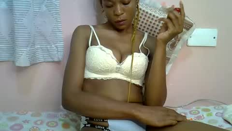 faizah_ online show from March 2026 12:27:01 PM