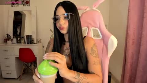 Snapshot of fallenangel_g chatting on December 2024 02:49:02 AM Fallen Angel online show from December 2024 02:49:02 AM