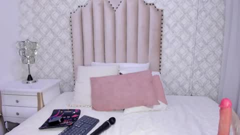 fallon_grey online show from December 2025 08:24:02 PM