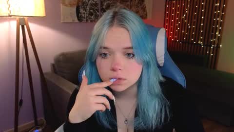 Bella online show from October 2025 02:06:02 PM