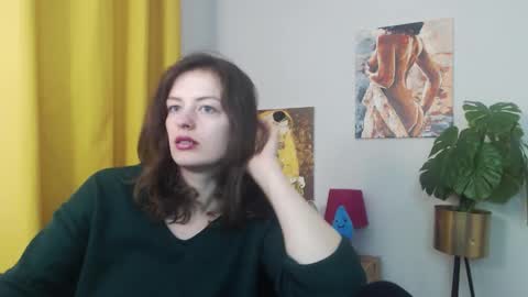 Nadine online show from December 2025 05:59:01 AM