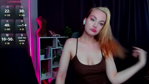 Snapshot of fane_stain chatting on June 2026 02:53:01 AM Merida but you can call me Ida online show from June 2026 02:53:01 AM