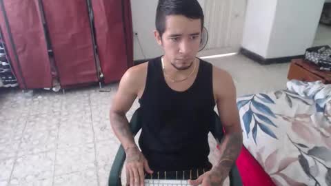 Snapshot of fantasieshotcouple chatting on September 2025 06:13:01 PM fantasieshotcouple online show from September 2025 06:13:01 PM