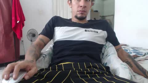 Snapshot of fantasieshotcouple chatting on September 2025 07:08:02 PM fantasieshotcouple online show from September 2025 07:08:02 PM