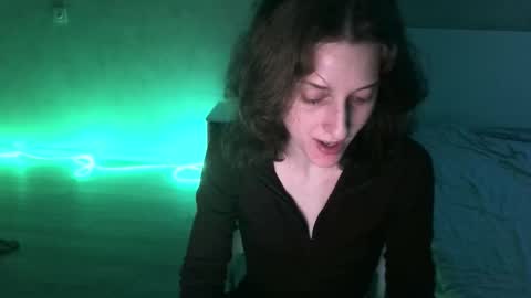 Kira online show from March 2026 01:32:02 AM