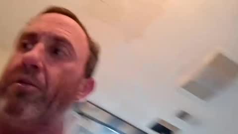 Snapshot of farmerluke457 chatting on October 2025 06:48:01 AM farmerluke457 online show from October 2025 06:48:01 AM