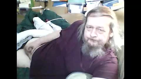 Snapshot of fasteddysex chatting on February 2025 06:48:02 PM HoneyCumJuice4U online show from February 2025 06:48:02 PM
