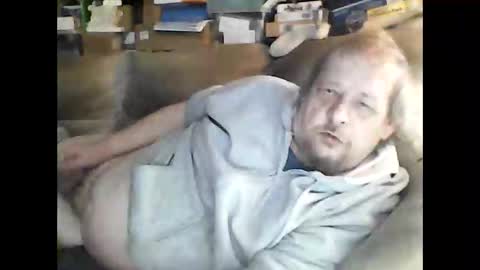 Snapshot of fasteddysex chatting on September 2025 07:33:02 AM HoneyCumJuice4U online show from September 2025 07:33:02 AM