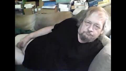 Snapshot of fasteddysex chatting on October 2025 03:42:01 PM HoneyCumJuice4U online show from October 2025 03:42:01 PM