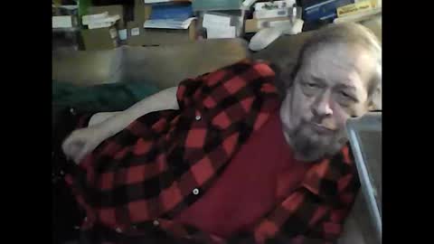 Snapshot of fasteddysex chatting on October 2025 05:39:02 AM HoneyCumJuice4U online show from October 2025 05:39:02 AM