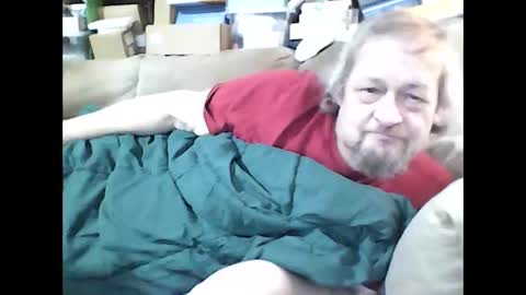 Snapshot of fasteddysex chatting on October 2025 08:33:01 PM HoneyCumJuice4U online show from October 2025 08:33:01 PM