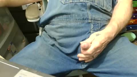 Snapshot of fatfreddythecat chatting on November 2025 08:46:02 PM Fred. online show from November 2025 08:46:02 PM