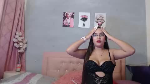 fatima_bosch online show from November 2025 02:10:01 PM