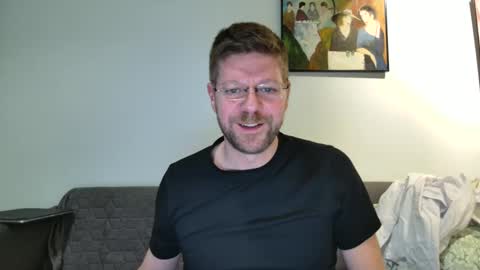 Snapshot of fattenmenow chatting on December 2024 11:24:01 PM fattenmenow online show from December 2024 11:24:01 PM