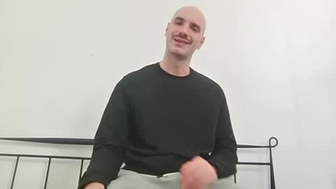 fauwne online show from November 2025 11:52:02 AM